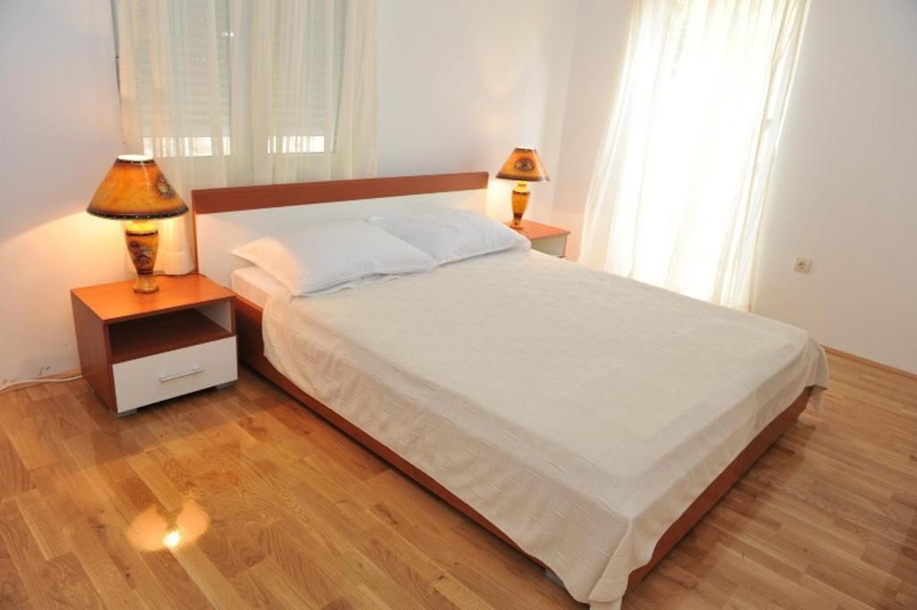 Apartments Ivardic Kotor Oda fotoğraf